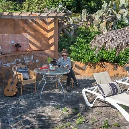 Corral De Payo Casita Blanca Holiday home *